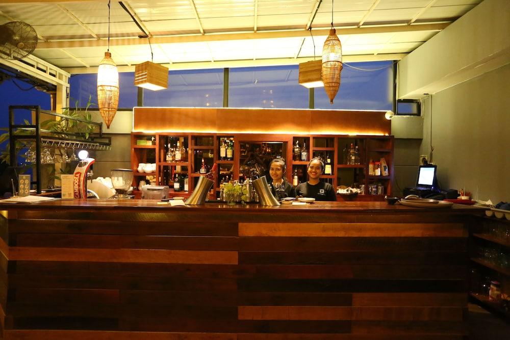 The Quay Boutique Hotel Phnom Penh Extérieur photo