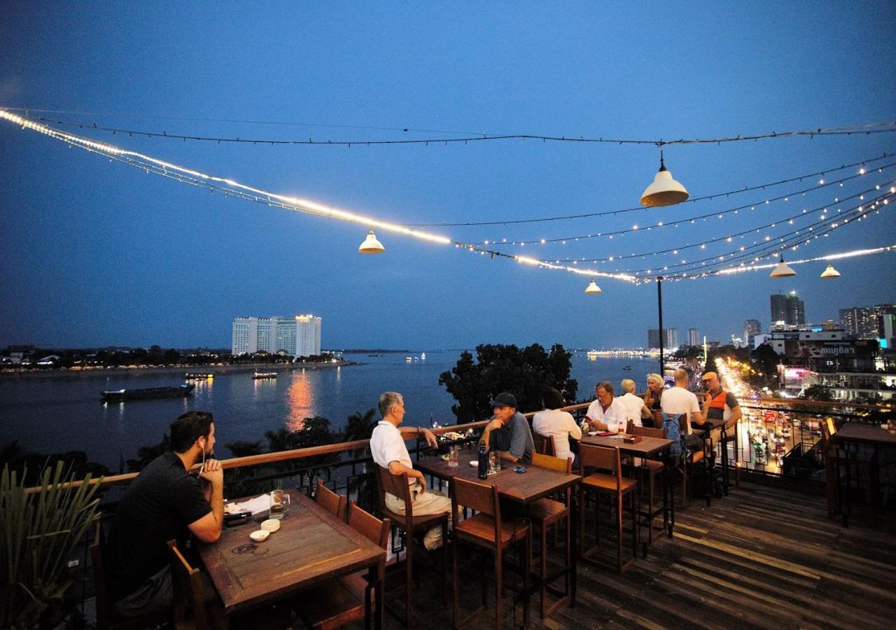 The Quay Boutique Hotel Phnom Penh Extérieur photo